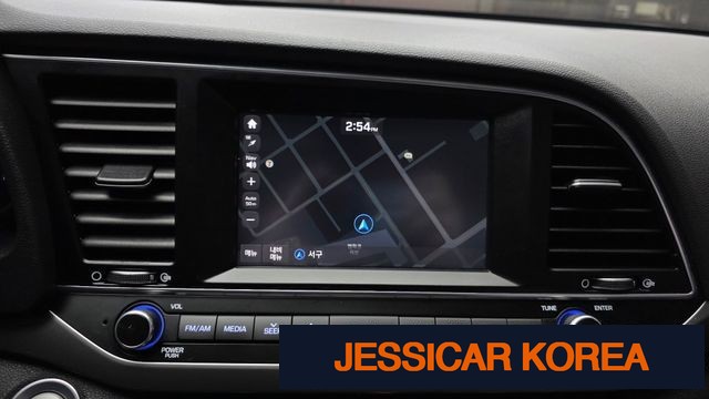 2017 Hyundai Avante AD - Thumbnail 18