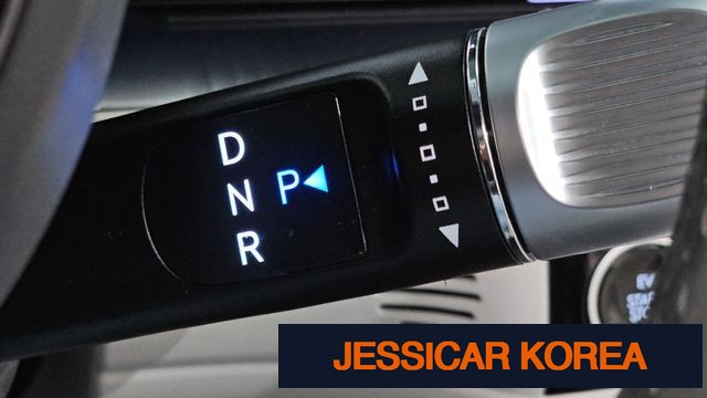 2023 Hyundai Ioniq 6 - Thumbnail 3