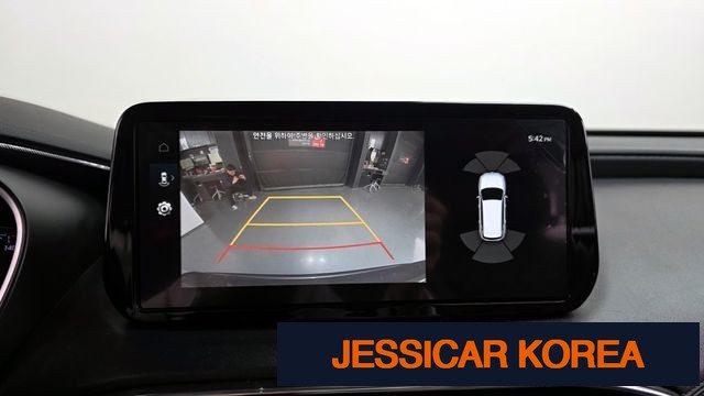 2021 Hyundai The New Santa Fe - Thumbnail 2