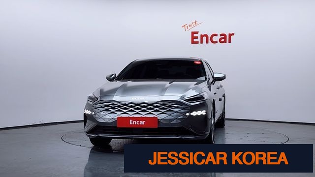 2023 Kia K8 - Thumbnail 5