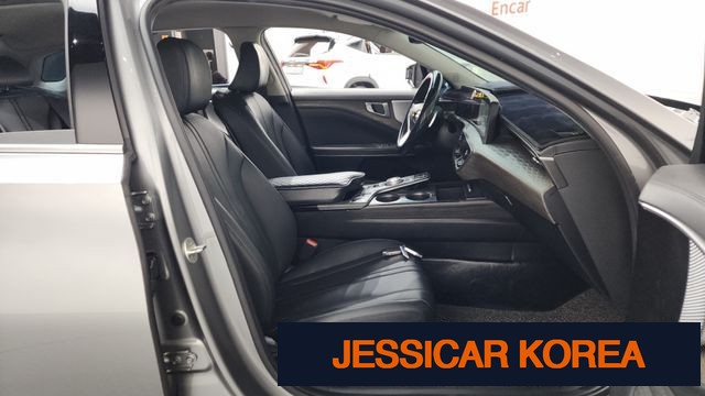 2023 Kia K8 - Thumbnail 16