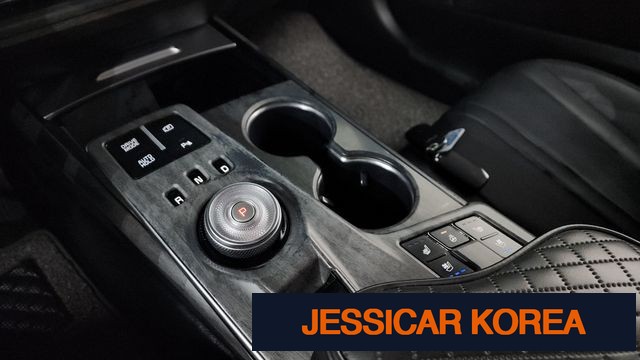 2023 Kia K8 - Thumbnail 17
