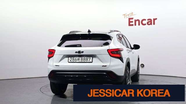2024 Chevrolet Trax Crossover - Thumbnail 18