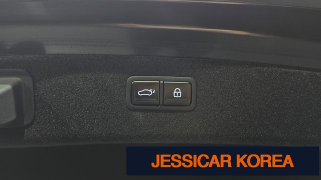 2026 Genesis G80 (RG3) - Thumbnail 13