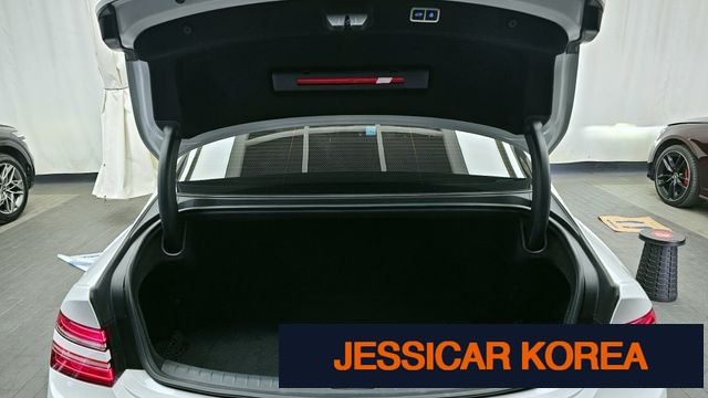 2022 Genesis G80 (RG3) - Thumbnail 19