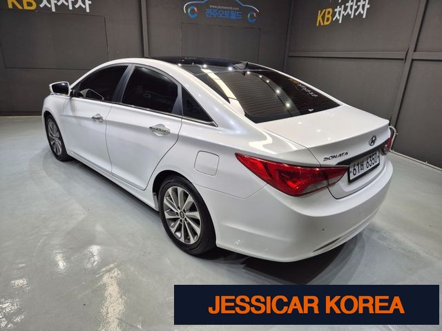 2013 Hyundai Sonata the brilliant - Thumbnail 4