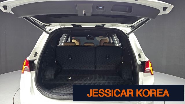 2023 Hyundai The New Santa Fe - Thumbnail 4