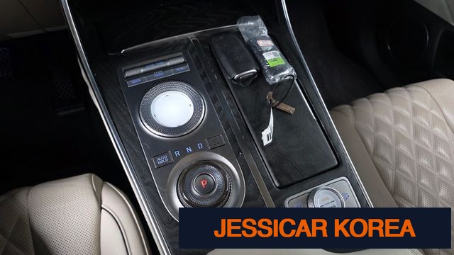 2021 Genesis GV80 - Thumbnail 16