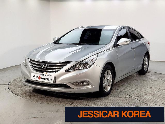 2012 Hyundai YF Sonata - Thumbnail 6