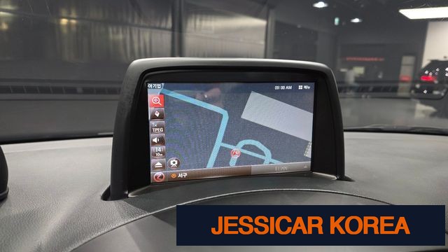 2021 Hyundai The New Grand Starex - Thumbnail 8