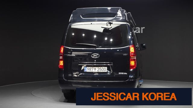 2021 Hyundai The New Grand Starex - Thumbnail 9