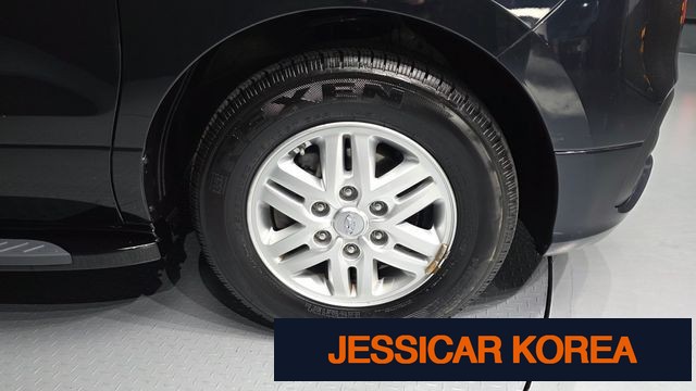 2021 Hyundai The New Grand Starex - Thumbnail 18