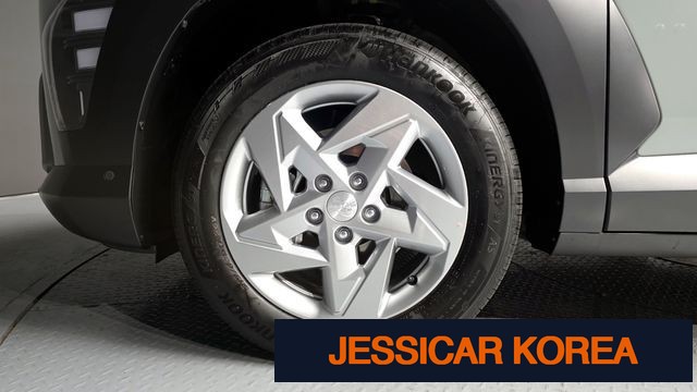 2023 Hyundai Kona (SX2) - Thumbnail 12