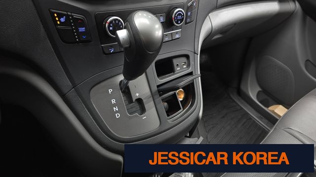 2020 Hyundai The New Grand Starex - Thumbnail 7