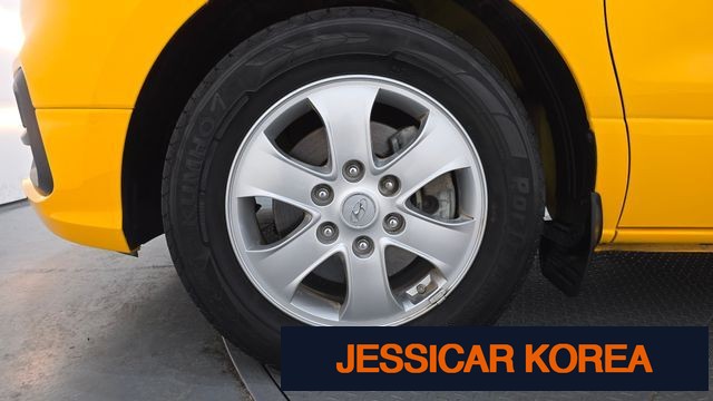 2020 Hyundai The New Grand Starex - Thumbnail 10