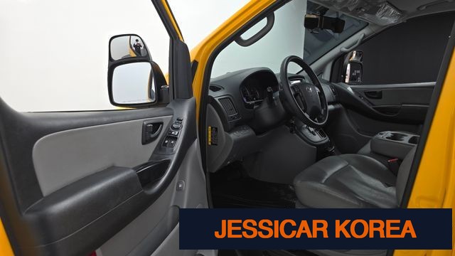 2020 Hyundai The New Grand Starex - Thumbnail 14