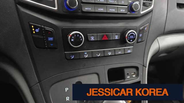 2020 Hyundai The New Grand Starex - Thumbnail 17