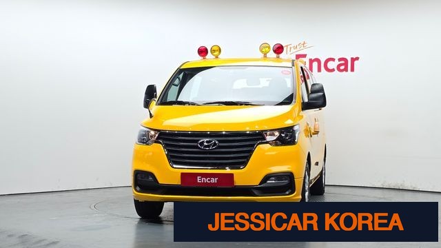2020 Hyundai The New Grand Starex - Thumbnail 20