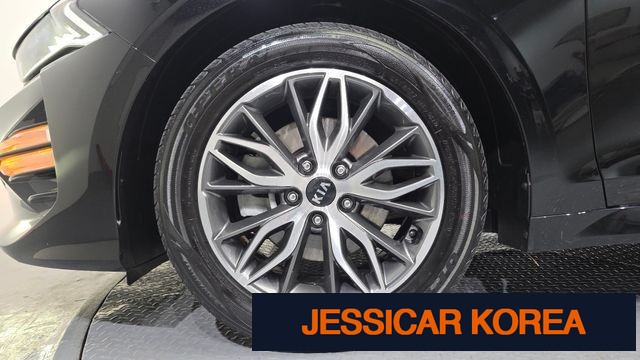 2021 Kia K5 3rd Gen - Thumbnail 5