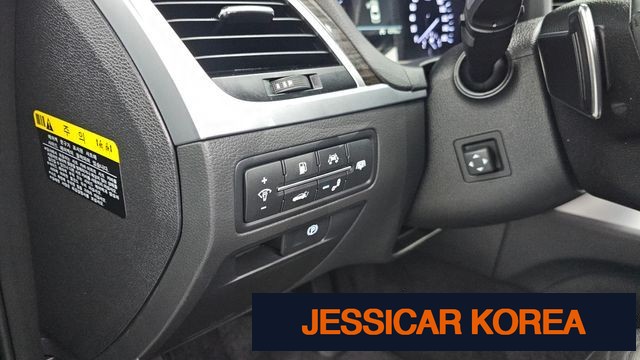 2017 Genesis G80 - Thumbnail 17