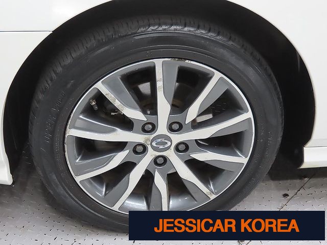 2015 Renault Korea SM5 Nova - Thumbnail 5