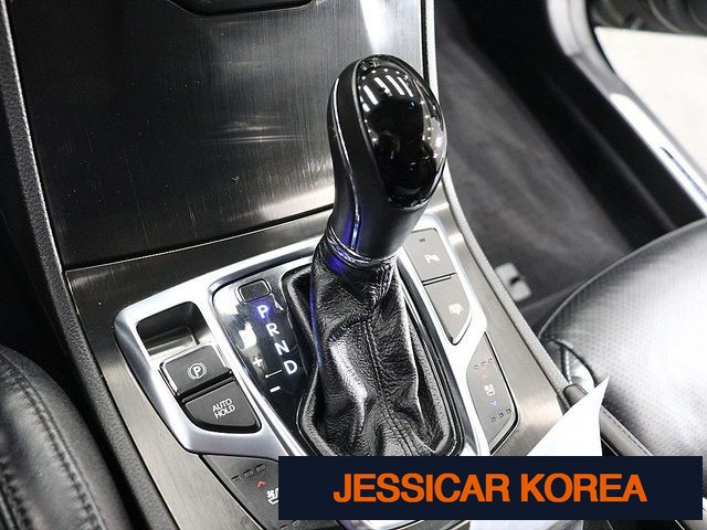 2015 Hyundai Grandeur HG - Thumbnail 9
