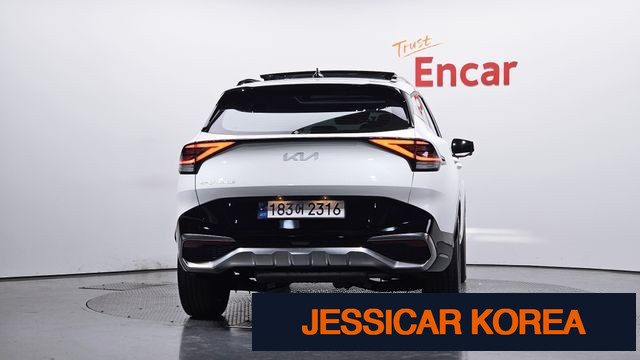 2023 Kia Sportage 5th Gen - Thumbnail 2