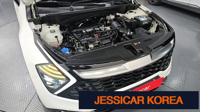 2023 Kia Sportage 5th Gen - Thumbnail 3