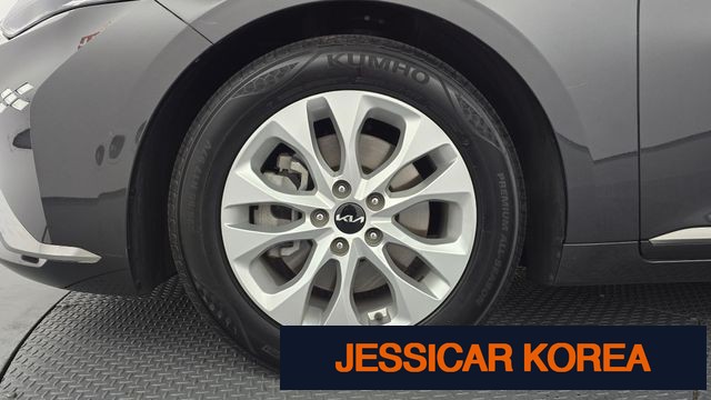 2022 Kia K8 - Thumbnail 7