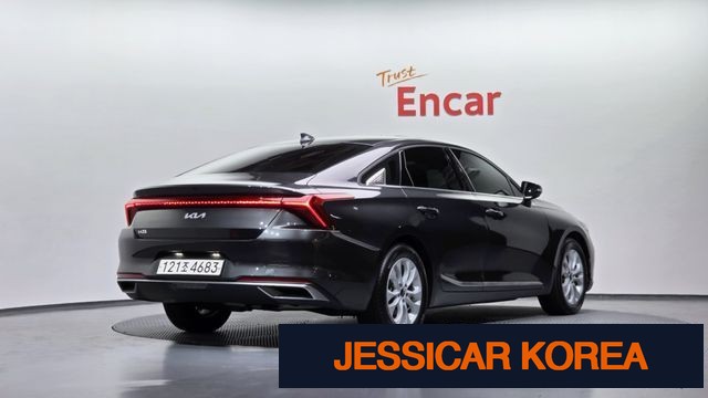 2022 Kia K8 - Thumbnail 18