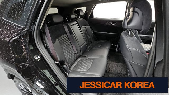 2022 Kia Sportage 5th Gen - Thumbnail 3