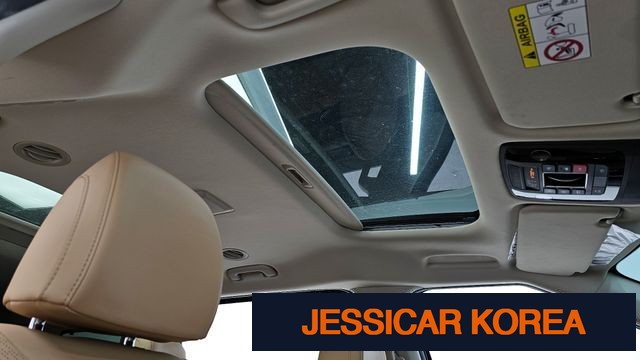 2022 Kia Carnival 4th Gen - Thumbnail 8