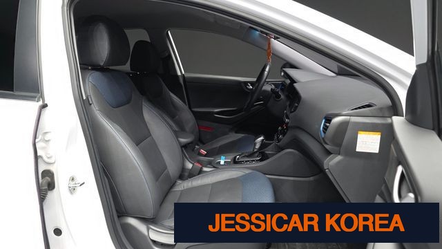 2018 Hyundai Ioniq Hybrid - Thumbnail 15