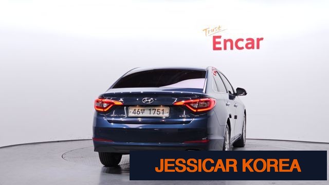 2015 Hyundai LF Sonata - Thumbnail 10