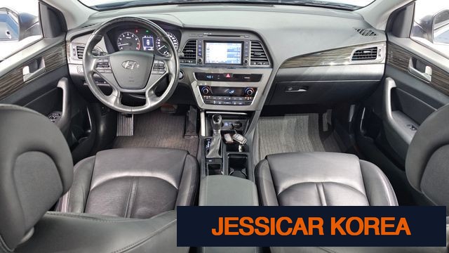 2015 Hyundai LF Sonata - Thumbnail 14