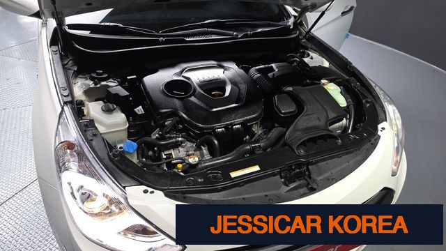 2012 Hyundai sonata hybrid - Thumbnail 6