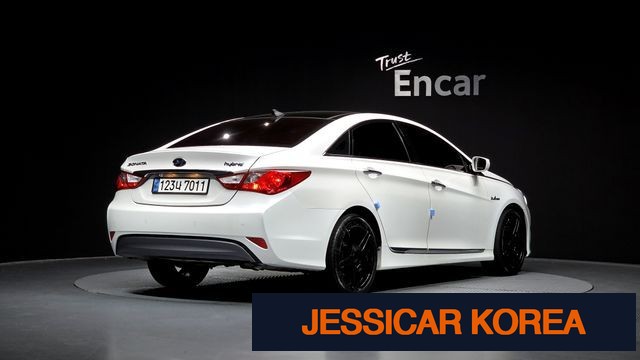 2012 Hyundai sonata hybrid - Thumbnail 9