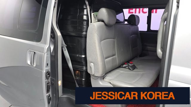 2015 Hyundai Grand Starex - Thumbnail 7