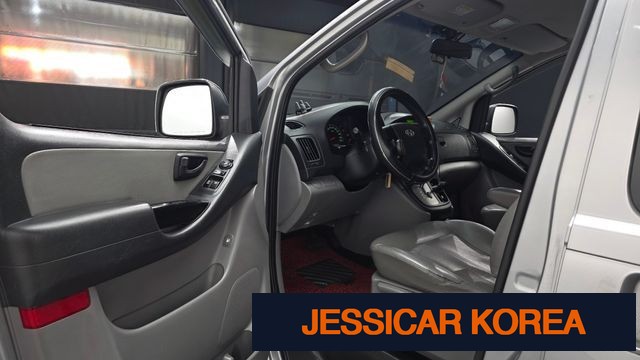 2015 Hyundai Grand Starex - Thumbnail 15