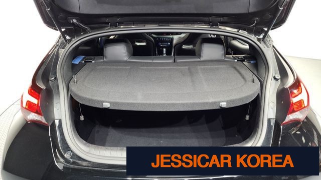 2021 Hyundai Veloster (JS) - Thumbnail 17