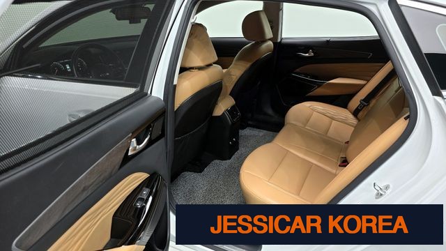 2020 Kia K7 Premier - Thumbnail 9