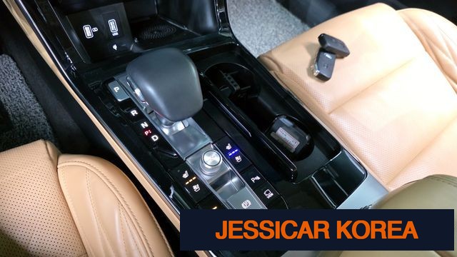 2020 Kia K7 Premier - Thumbnail 15