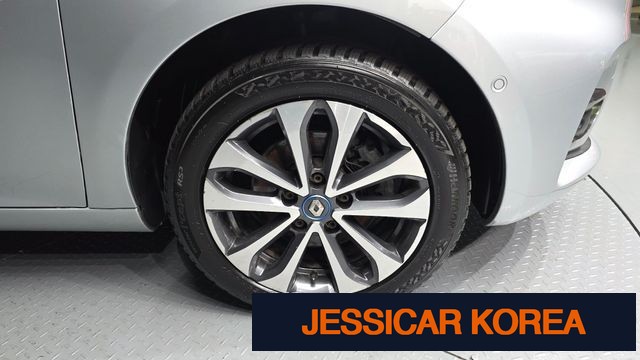 2021 Renault Korea Joe - Thumbnail 6