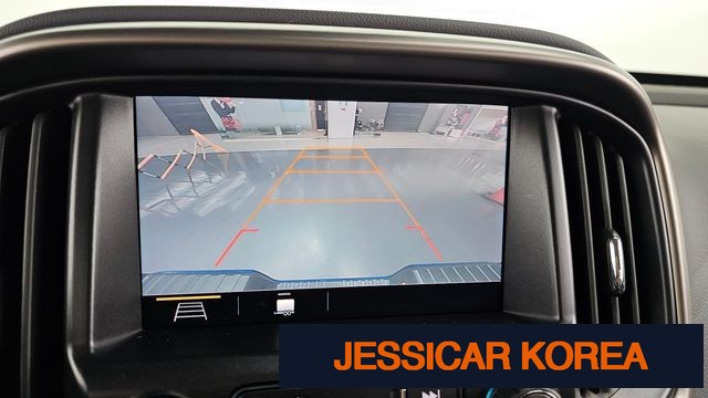 2021 Chevrolet Real New Colorado - Thumbnail 2
