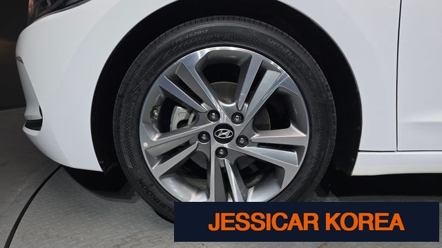 2018 Hyundai Avante AD - Thumbnail 9