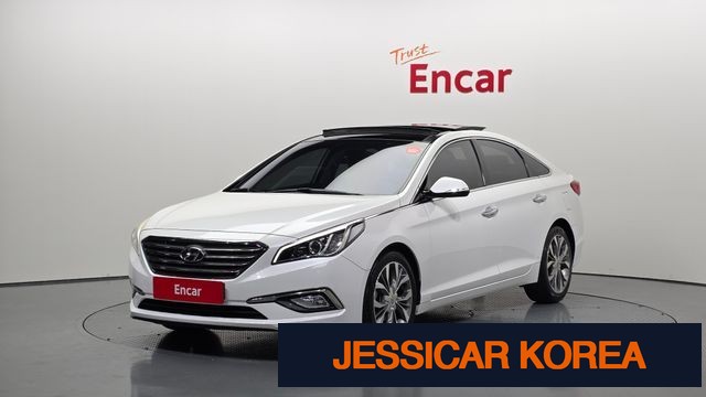2015 Hyundai LF Sonata - Thumbnail 3