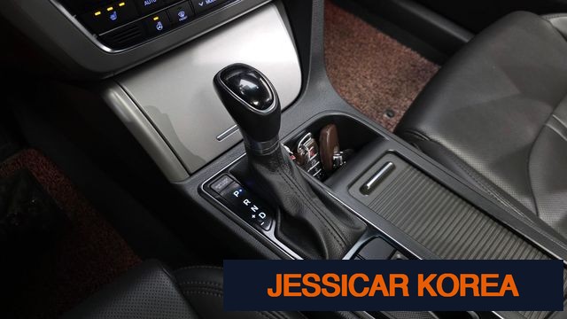 2015 Hyundai LF Sonata - Thumbnail 6
