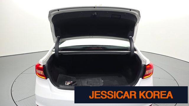 2015 Hyundai LF Sonata - Thumbnail 7