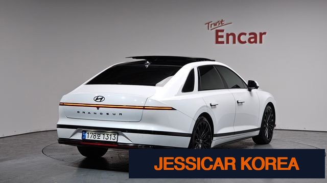 2023 Hyundai Grandeur (GN7) - Thumbnail 10