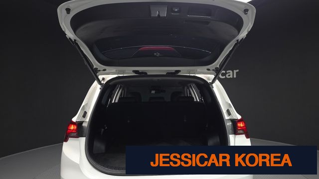 2022 Hyundai The New Santa Fe - Thumbnail 4